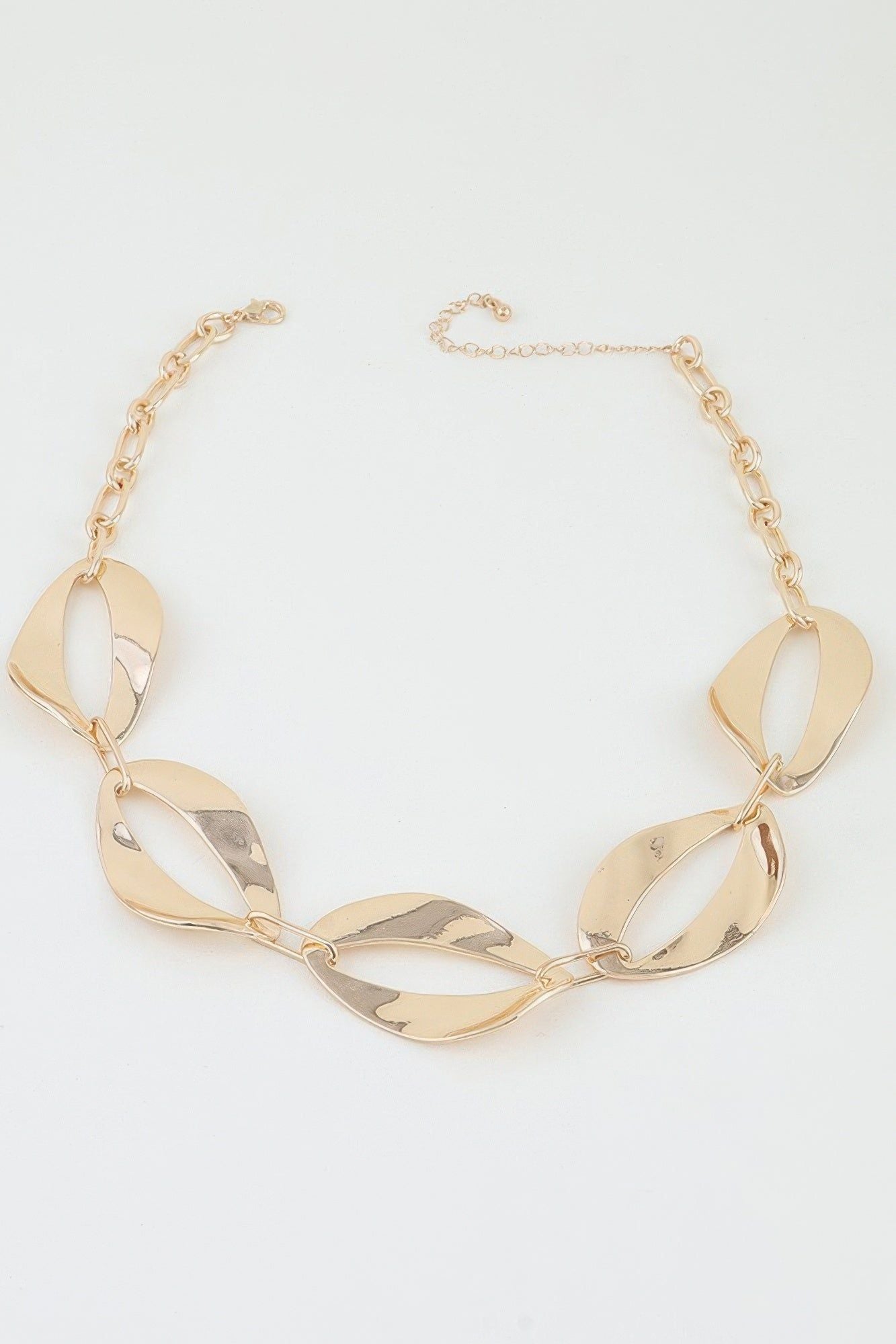 Hammered Abstract Chain Necklace Secondary image